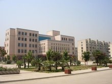 陕西省建筑职工大学