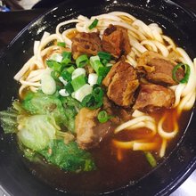 御牛台湾牛肉面