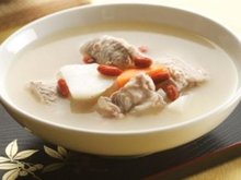 鱼膘羊肉黄芪煲