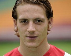 罗伯特·斯基尔德