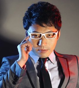 我是一个被爱伤害的男人