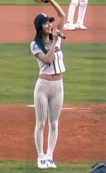 t01393b2764d075a75c.gif