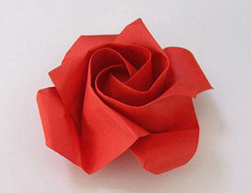 怎么用纸做玫瑰花简单点好看点 。_360问答