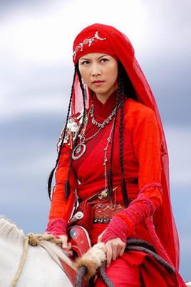 哈玛雅,《塞外奇侠传》和《七剑下天山》中的重要人物.