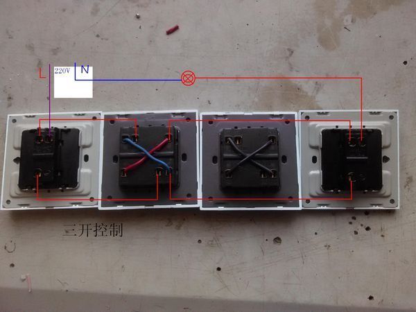 禾太 三位,三控接線板 ht-2980 電源插座一燈三控電路圖